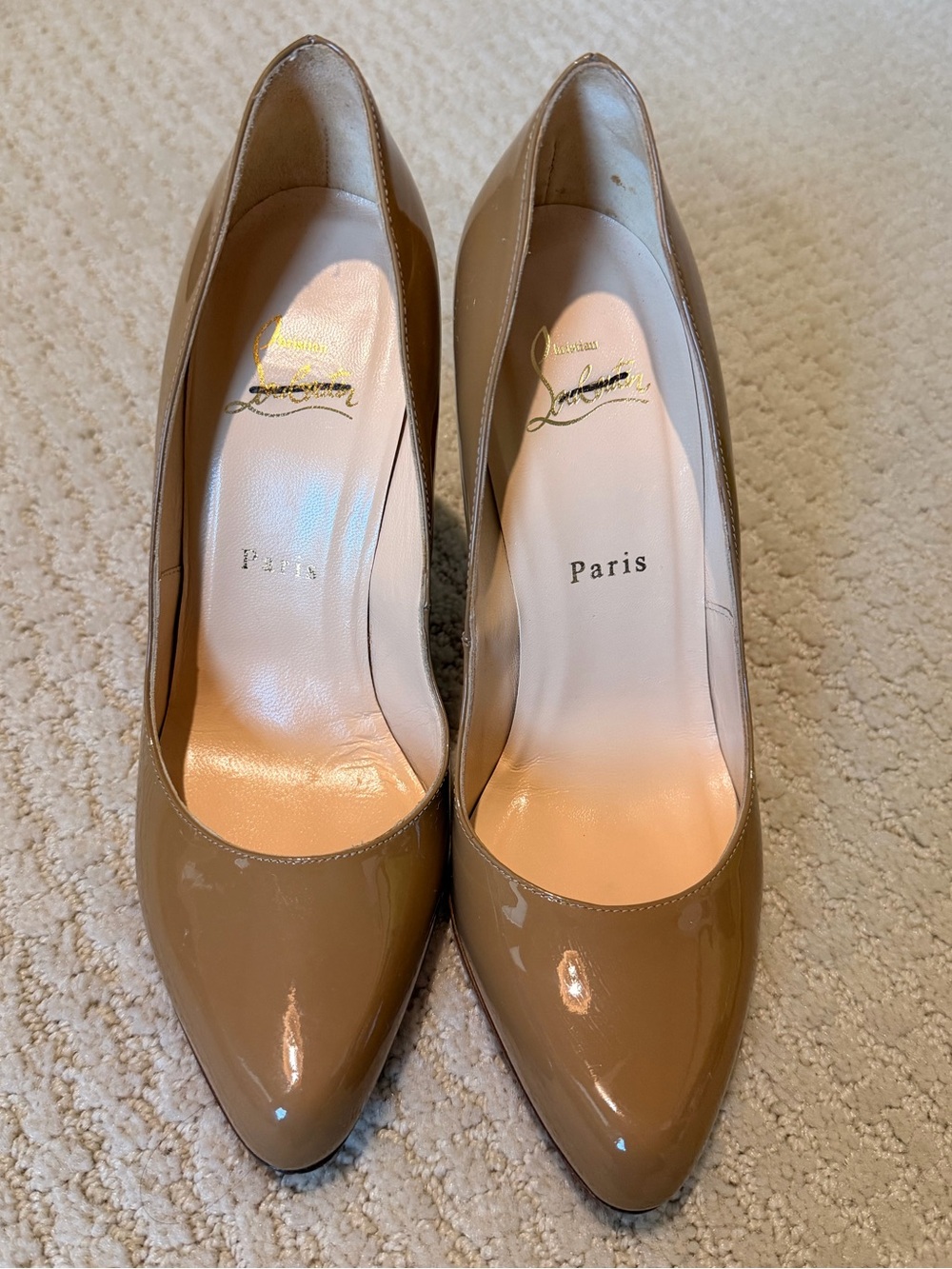 🔥 Christian Louboutin Patent Leather Pointed Toe Pumps in Taupe - Size 8